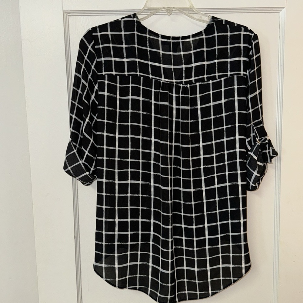 BCX Black & White Plaid Grid Roll Tab Blouse Top Size XL - Picture 5 of 14